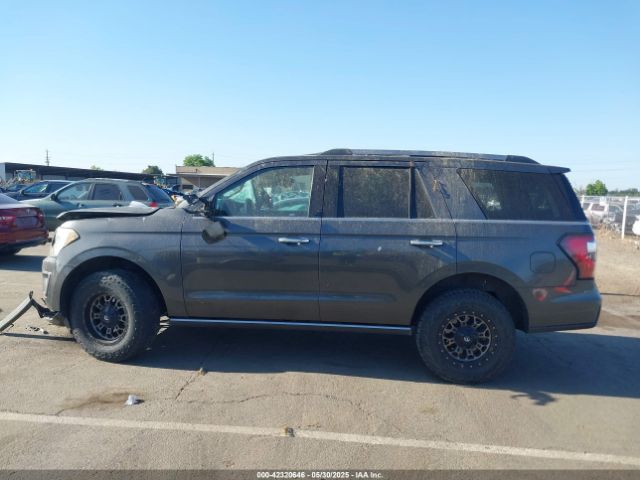 1FMJU2AT1JEA23008 Ford Expedition Limited