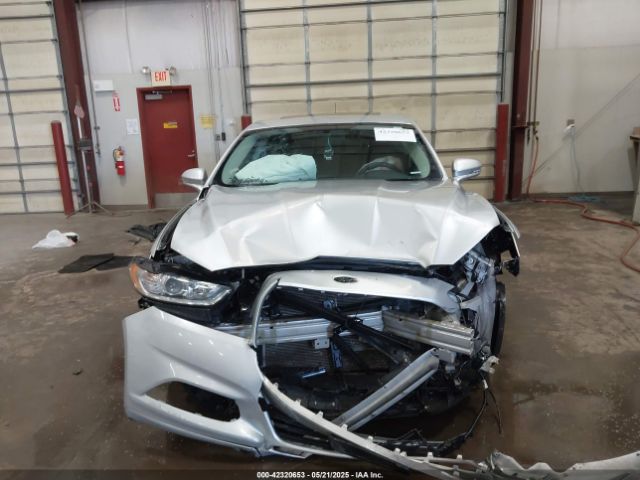 3FA6P0H7XGR119617 Ford FUSION SE
