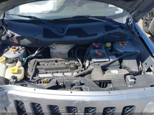 1C4NJPFA5GD600883 Jeep Patriot High Altitude Edition
