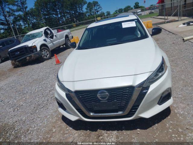 1N4BL4CV3KC167698 Nissan 2019