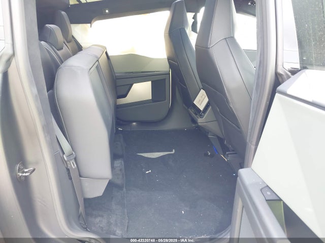 2024 TESLA CYBERTRUCK 7G2CEHED3RA050618 Photo 7