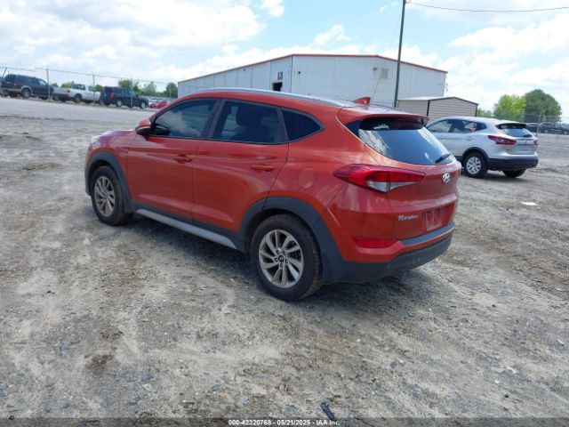 2017 HYUNDAI TUCSON KM8J33A47HU420854 Photo 2