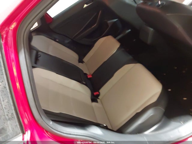 3VWC57BU7KM069854 Volkswagen 1.4 tsi