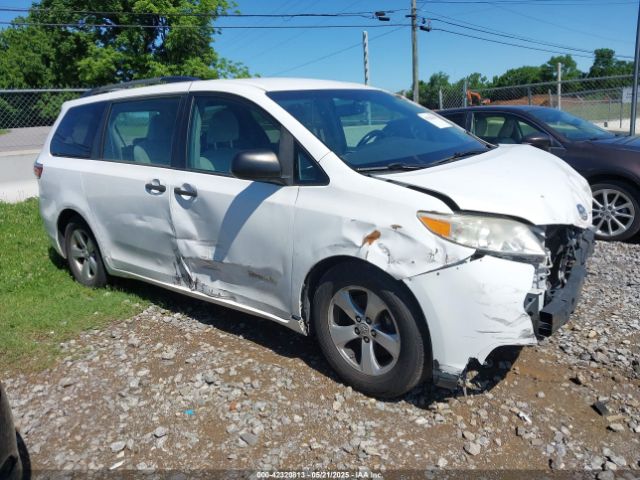 5TDKK3DC0FS611063 Toyota Sienna Le 8 Passenger