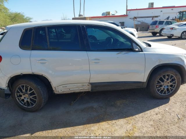 WVGAV7AX5HK045344 Volkswagen Tiguan 2.0t/2.0t S