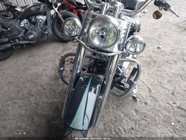 2008 HARLEY-DAVIDSON FLSTF 1HD1BX5198Y021028 Photo 4