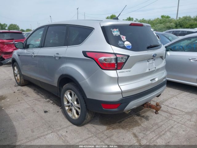 1FMCU0GDXHUE37854 Ford ESCAPE SE