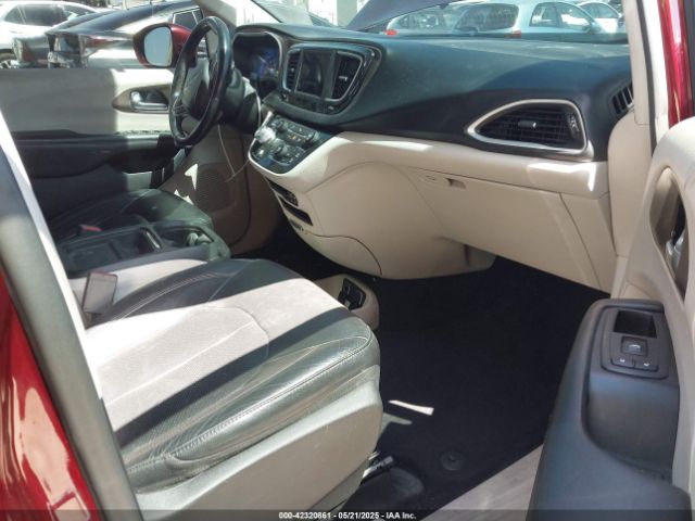 2019 CHRYSLER PACIFICA 2C4RC1BG2KR554891 Photo 4
