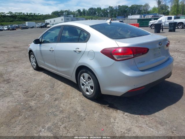 3KPFK4A75HE016902 KIA FORTE LX