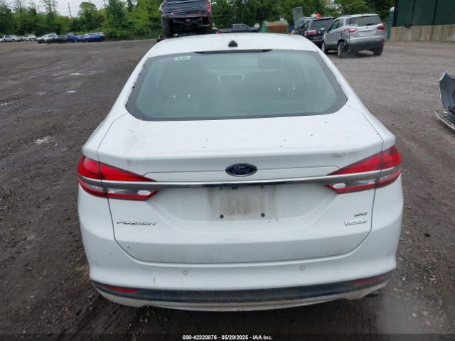 3FA6P0HD3JR281666 Ford FUSION SE