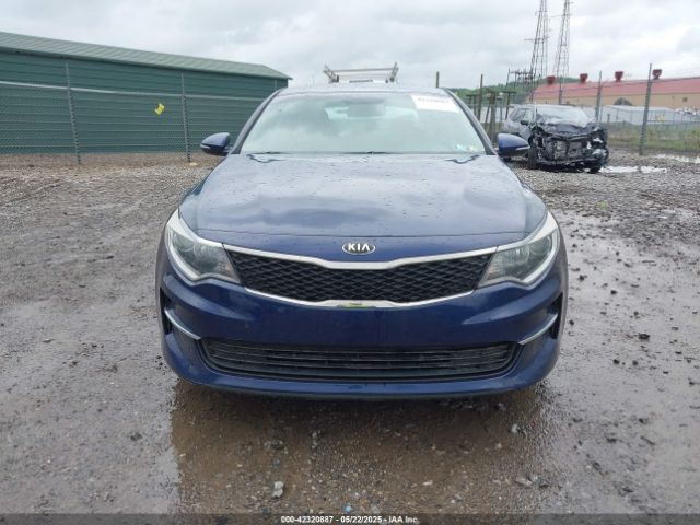 5XXGT4L31JG229418 KIA Optima Lx