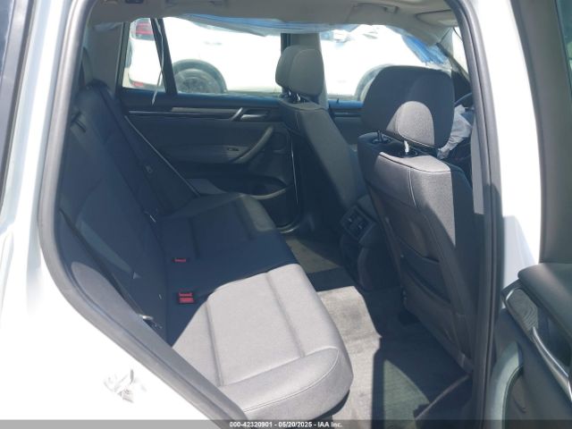 2017 BMW X3 5UXWX9C3XH0T18735 Photo 7