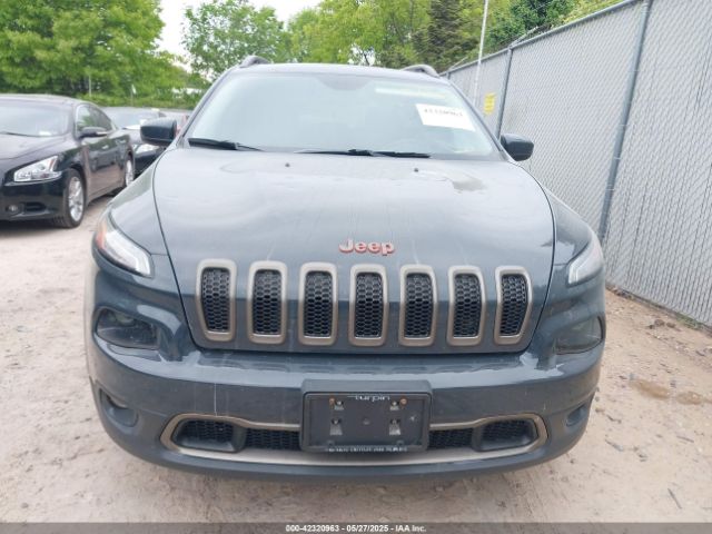 1C4PJMCS1HW563373 Jeep Cherokee 75th Anniversary Edition 4x4