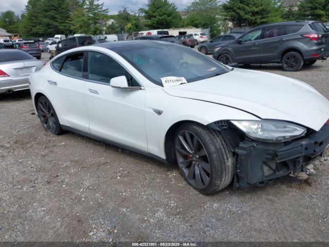 2015 TESLA MODEL S 5YJSA1H41FF082379