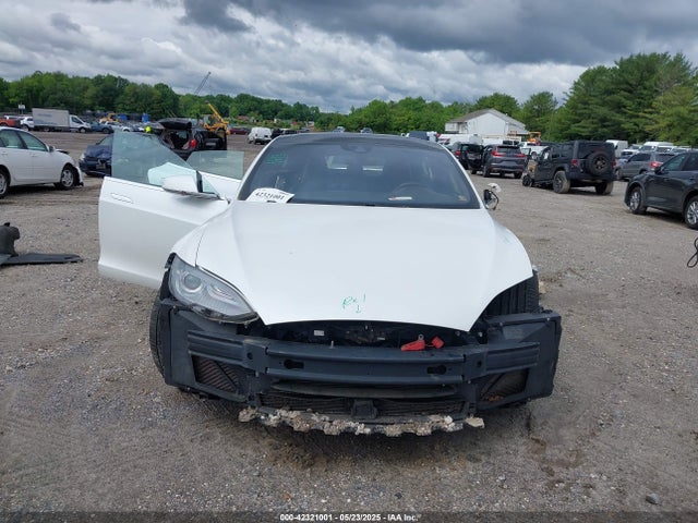 Tesla 2015 2015 5YJSA1H41FF082379 Image 13