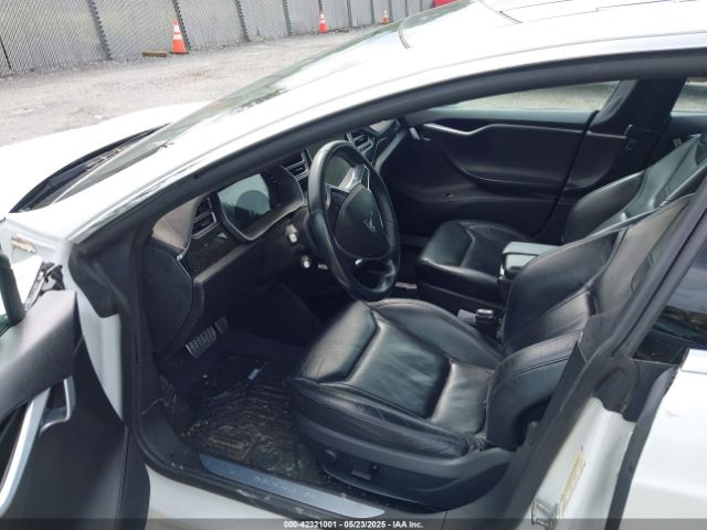 2015 TESLA MODEL S 5YJSA1H41FF082379 Photo 4