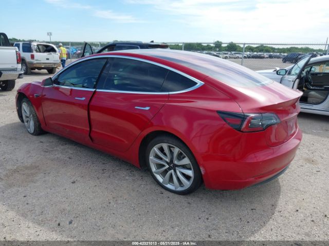 2018 TESLA MODEL 3 5YJ3E1EA2JF024664 Photo 2
