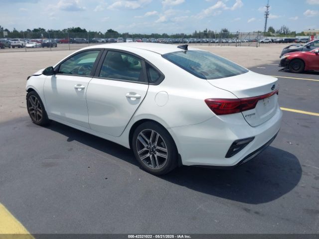 2019 KIA FORTE 3KPF34AD5KE062319 Photo 2