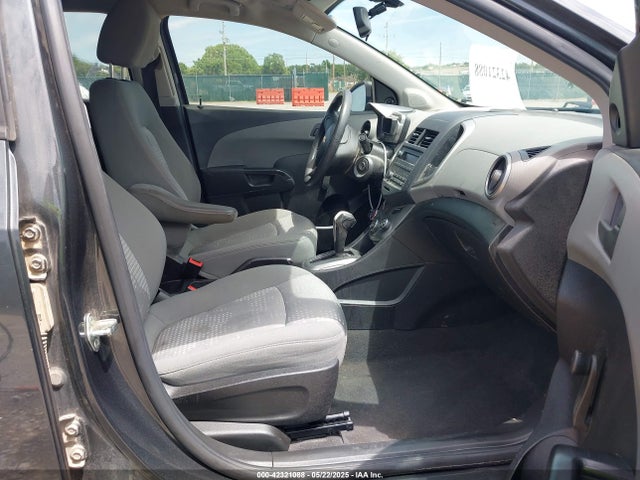 1G1JA5SH1G4132679 Chevrolet luw - e85 max