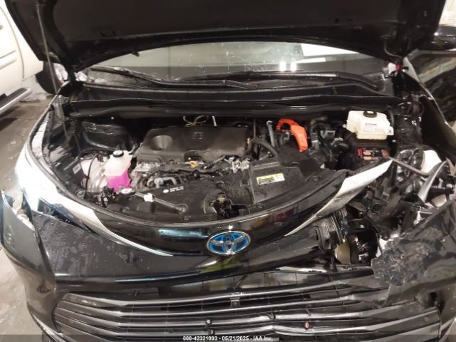 2024 TOYOTA SIENNA 5TDESKFC3RS145914 Photo 9