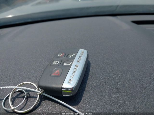 2019 LAND ROVER RANGE ROVER VELAR SALYL2EX2KA793688 Photo 10