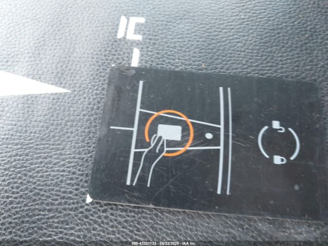 2023 TESLA MODEL 3 5YJ3E1EA4PF515844 Photo 10