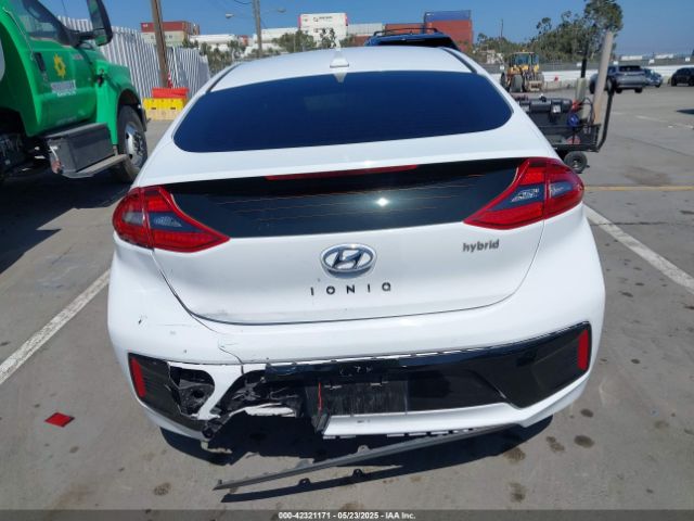 KMHC75LC2HU049325 Hyundai Ioniq Hybrid Sel