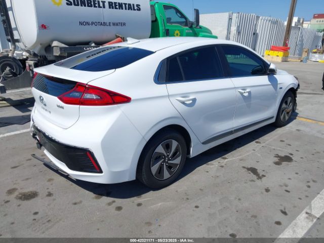 KMHC75LC2HU049325 Hyundai Ioniq Hybrid Sel