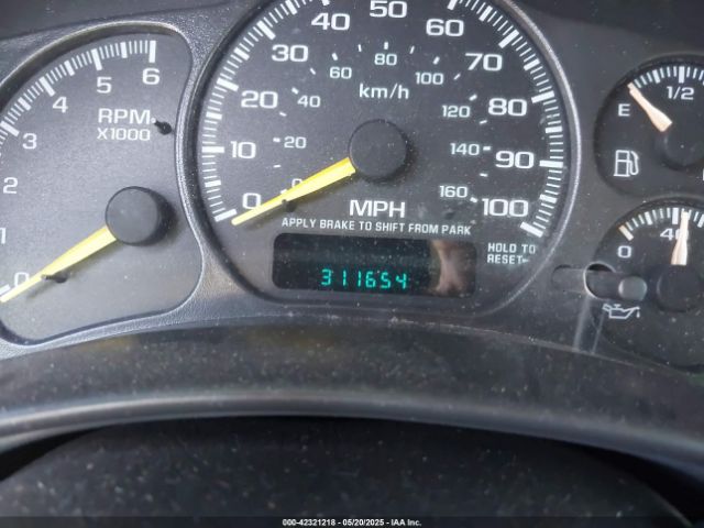 2001 CHEVROLET SUBURBAN 1500 3GNFK16T51G143770 Photo 6