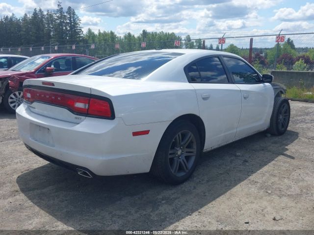 2C3CDXHG6EH267131 Dodge Charger Sxt