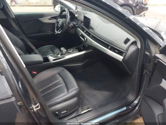 2017 AUDI A4 WAUANAF40HN005667 Photo 4