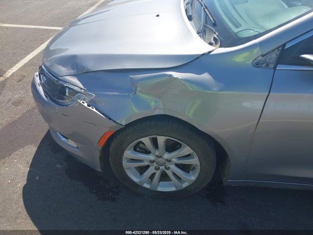 1C3CCCAB2FN590692 Chrysler 200 Limited