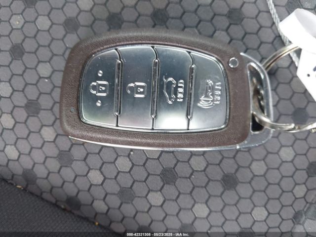 KMHC65LD1KU159740 Hyundai IONIQ PLUG-IN HYBRID