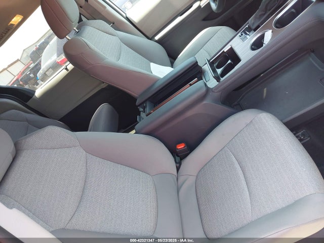 5TDKRKEC0RS213442 Toyota SIENNA LE