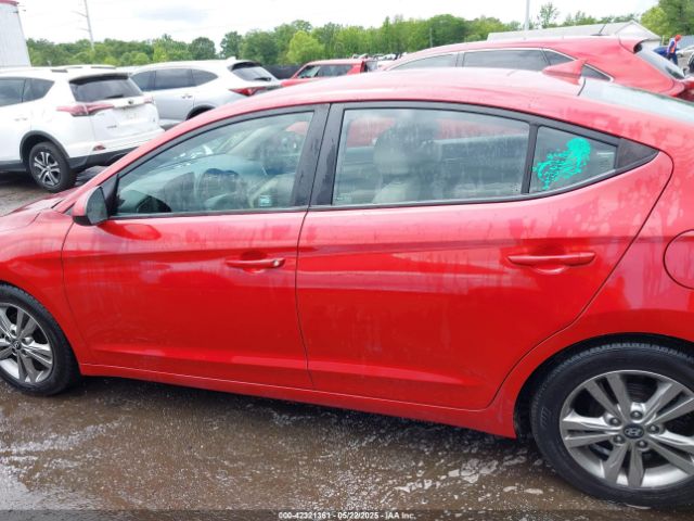 5NPD84LF2HH157593 Hyundai ELANTRA SE