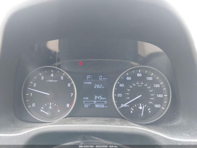 5NPD84LF2HH157593 Hyundai ELANTRA SE