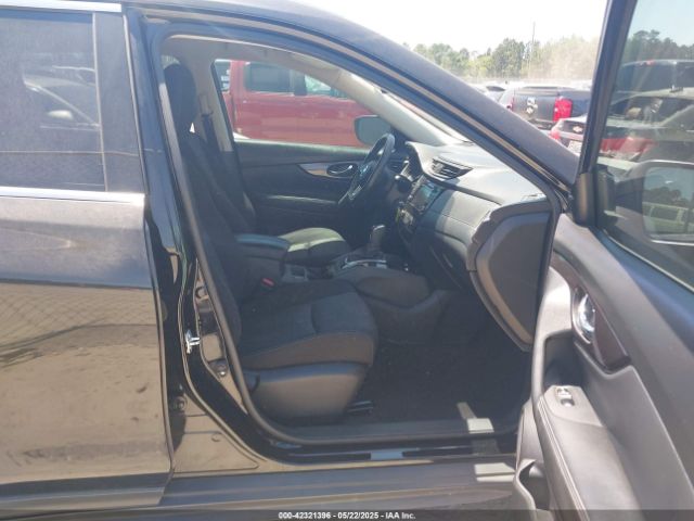2019 NISSAN ROGUE JN8AT2MT7KW266552 Photo 4