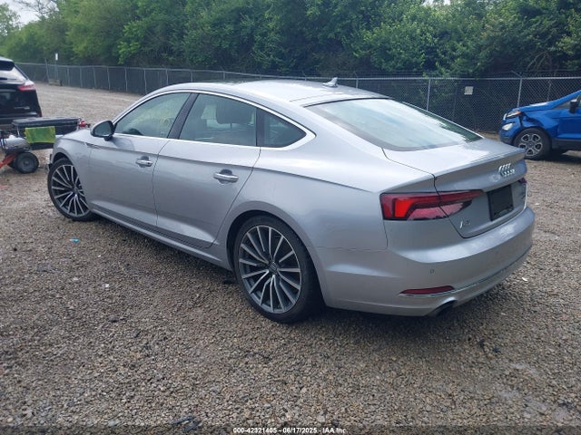 2019 AUDI A5 WAUBNCF51KA069949 Photo 2