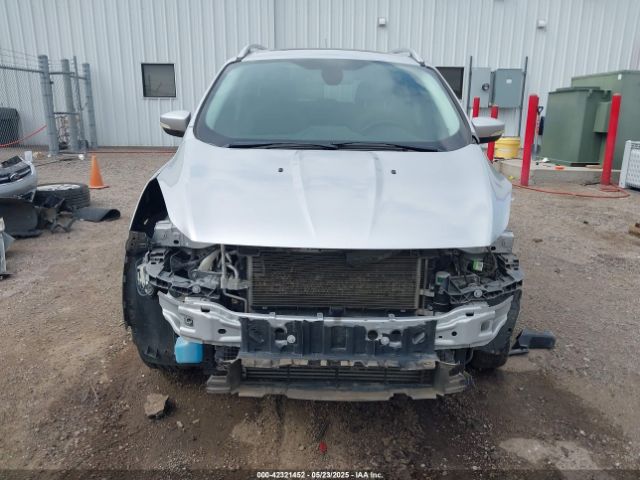 1FMCU0J97EUA47620 Ford Escape Titanium