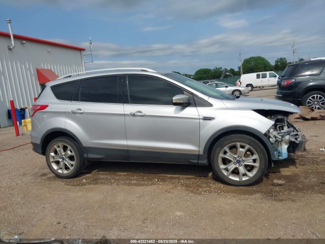 1FMCU0J97EUA47620 Ford Escape Titanium