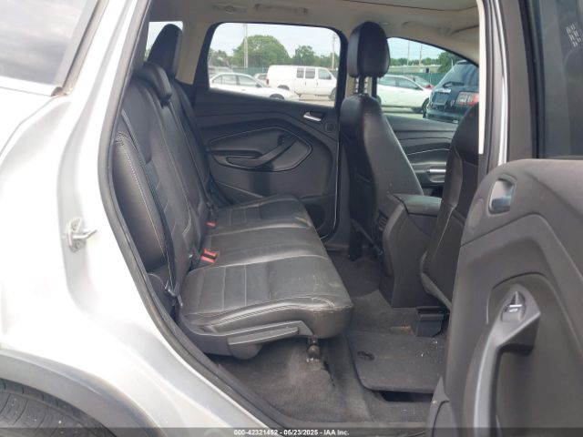 1FMCU0J97EUA47620 Ford Escape Titanium