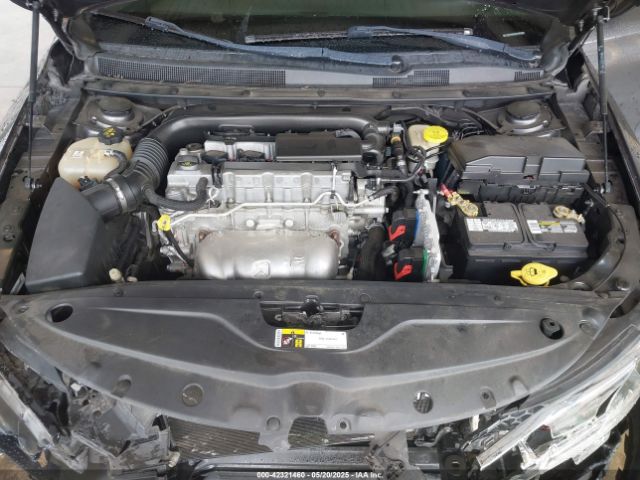 1C3CCCFB5GN122286 Chrysler 200 LX