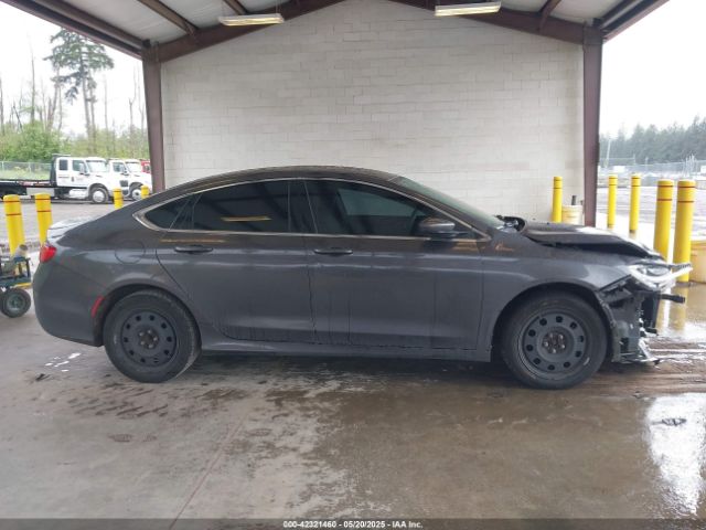 1C3CCCFB5GN122286 Chrysler 200 LX