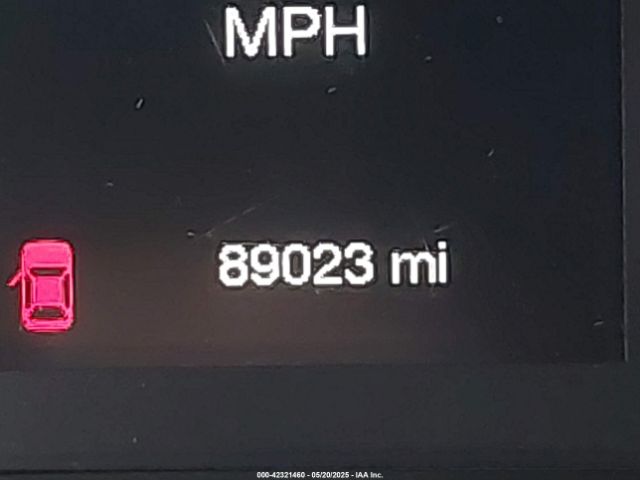 1C3CCCFB5GN122286 Chrysler 200 LX