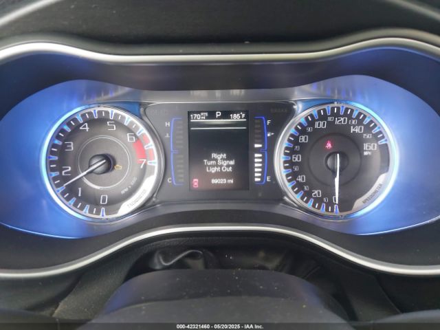 1C3CCCFB5GN122286 Chrysler 200 LX