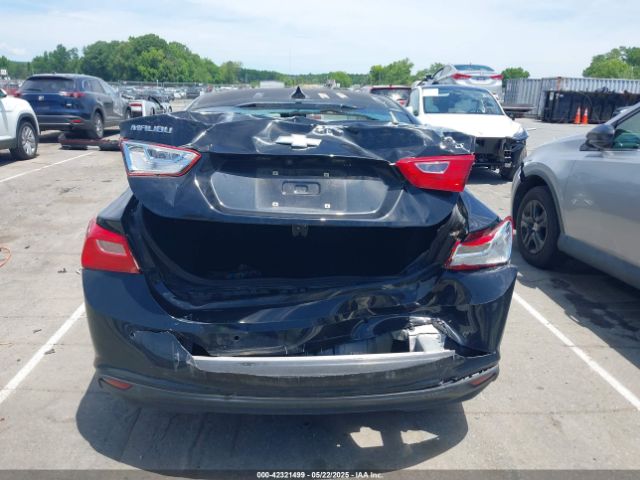 1G1ZE5ST4HF260996 Chevrolet MALIBU 1LT