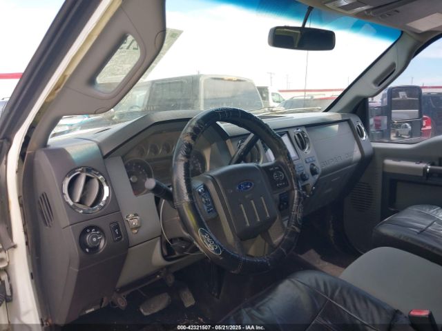 1FT7W2BT2FEB32124 Ford F-250 Xlt