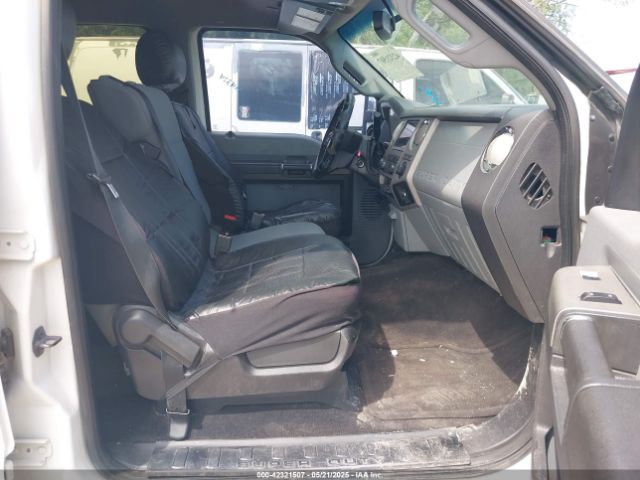 1FT7W2BT2FEB32124 Ford F-250 Xlt