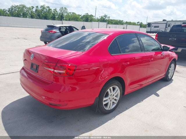 3VW1K7AJ6FM351335 Volkswagen 2015