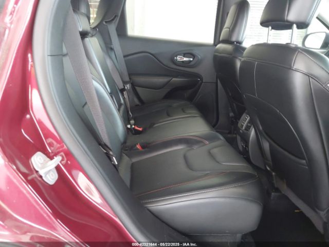 1C4PJMBX8MD218960 Jeep Cherokee Trailhawk 4x4